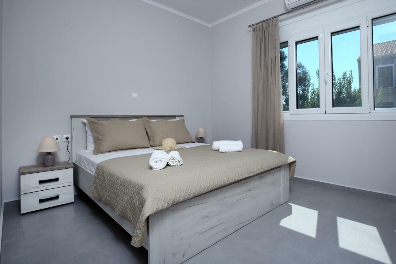 Arokaria Apartment Lefkada City ภายนอก รูปภาพ