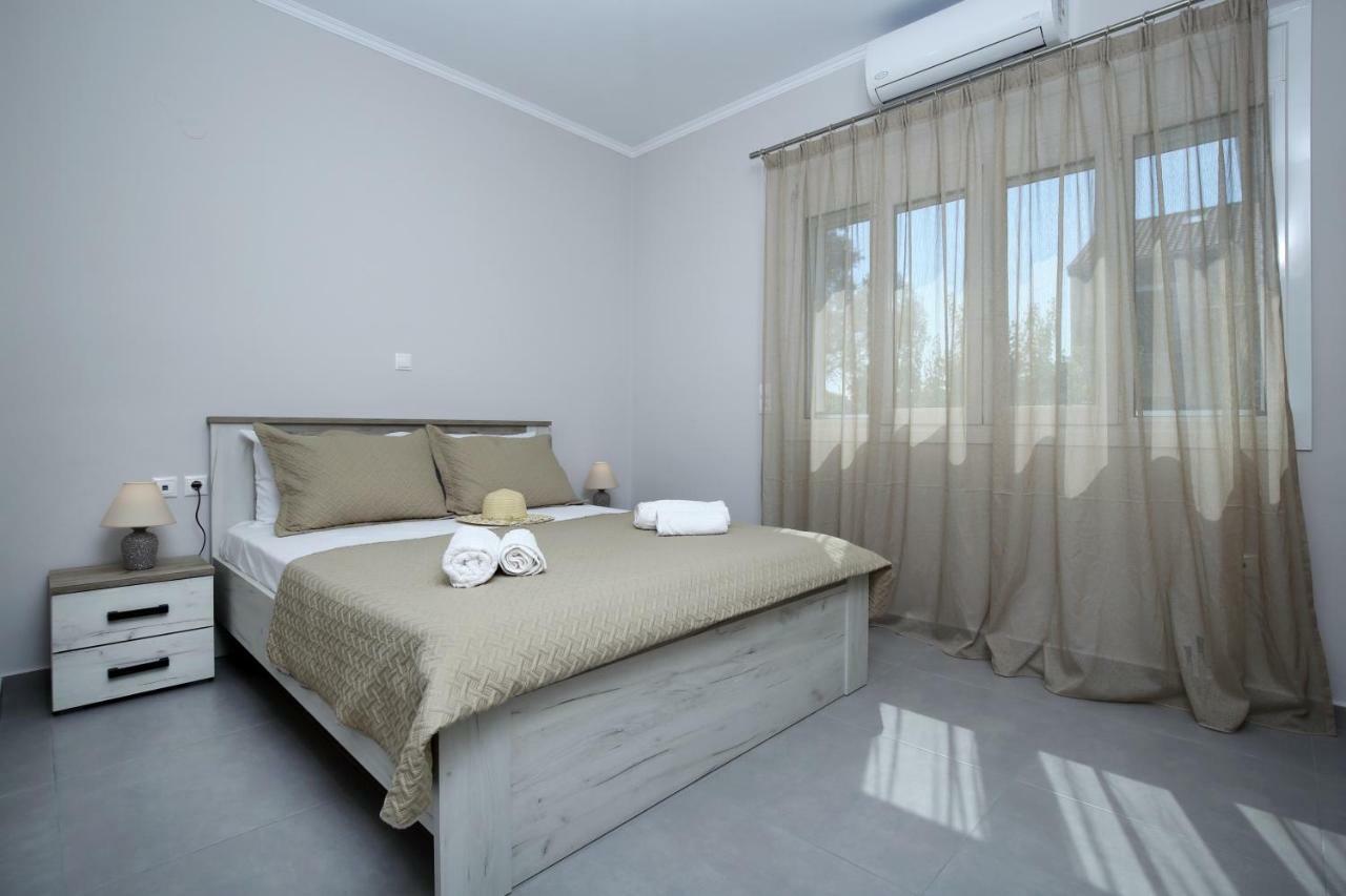 Arokaria Apartment Lefkada City ภายนอก รูปภาพ